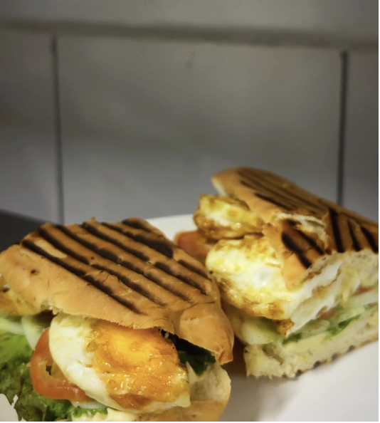 1 Sandwich & Juice